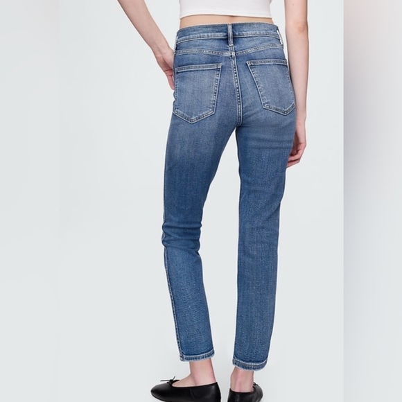 GAP High Rise Vintage Slim Jean - Picture 2 of 11